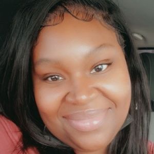 Meet your Posher, Alisa